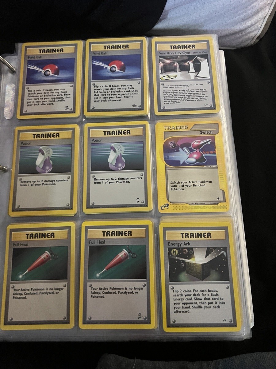 90's Pokémon 2200+ Trading Cards Collection