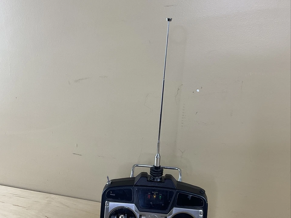 JLine Quattro Rc Digital Proportional RC Radio Aircraft Controller 72MHz AS IS - Image 4 of 4