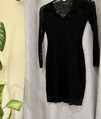 VENUS Elegant Lace V Neck Long Sleeve Stretch Black Cocktail Dress