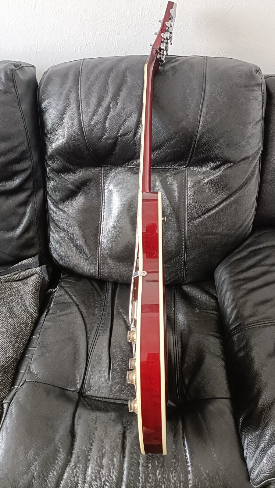 Picture 2 of 17