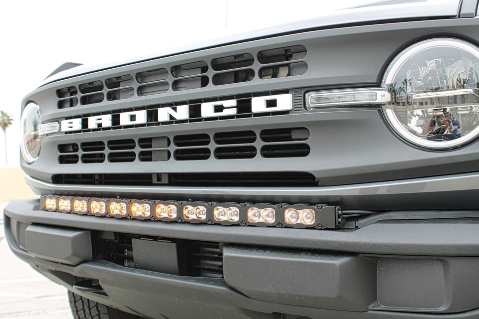 Kit M&R compatible con - Barra de luz Ford Bronco Standard Bumper 2021+ 40 pulgadas - PRO Foto 2 de 4