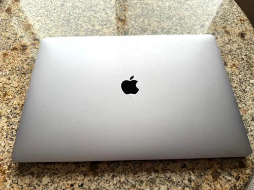 Apple MacBook Pro 16" (1TB SSD, Intel Core i9 9th Gen., 2.30 GHz, 16GB)