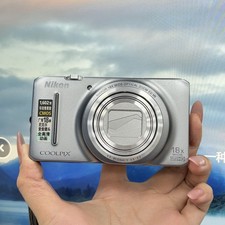 Nikon COOLPIX S9200 Digital Camera 16MP 18x Optical Zoom - 100 Working
