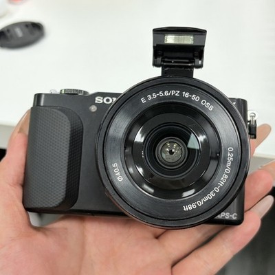 SONY Alpha NEX-3N 16.1MP Mirrorless Digital Camera w/ 16-50mm Lens Black