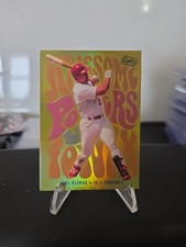 2000 Upper Deck Ionix Awesome Powers Mark Mcgwire Gold Holofoil Refractor Card