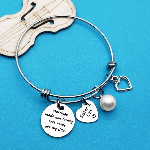 Step Bracciale Rigido Con Incisione 'Marriage Made Us Family' - Regalo Sentimentale Per Mamma, Figlia O Sorella, Confezione Regalo.