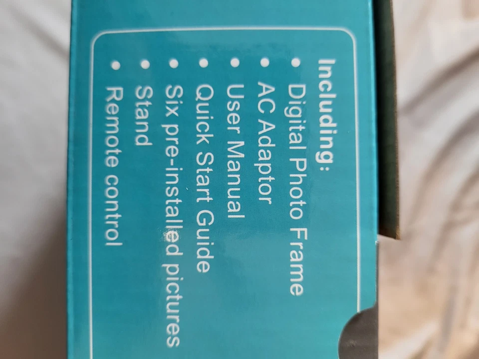 Sungale 7" PF-701 Digital Photo Picture Frame - Black HI-RES With Remote - Image 4 of 4