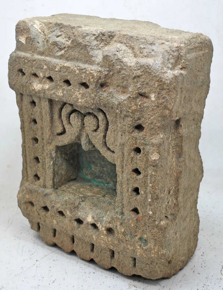 Antiguo estante de arco de pared de piedra arenosa alcoba pesado sólido original tallado a mano Foto 3 de 4