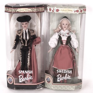 las dos muñecas en español