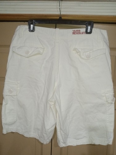 1688 Revolution Men's White Cargo Shorts Size 36 - Picture 2 of 4
