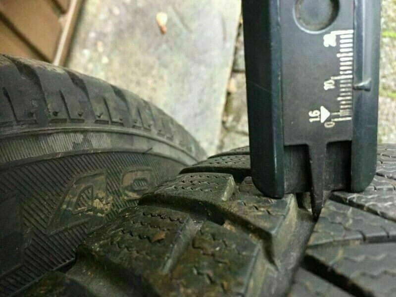 2xkomplette Winterreifen+Felgen 175/70R13 82T für Peugeot 206,Citröen usw - Bild 4 von 4