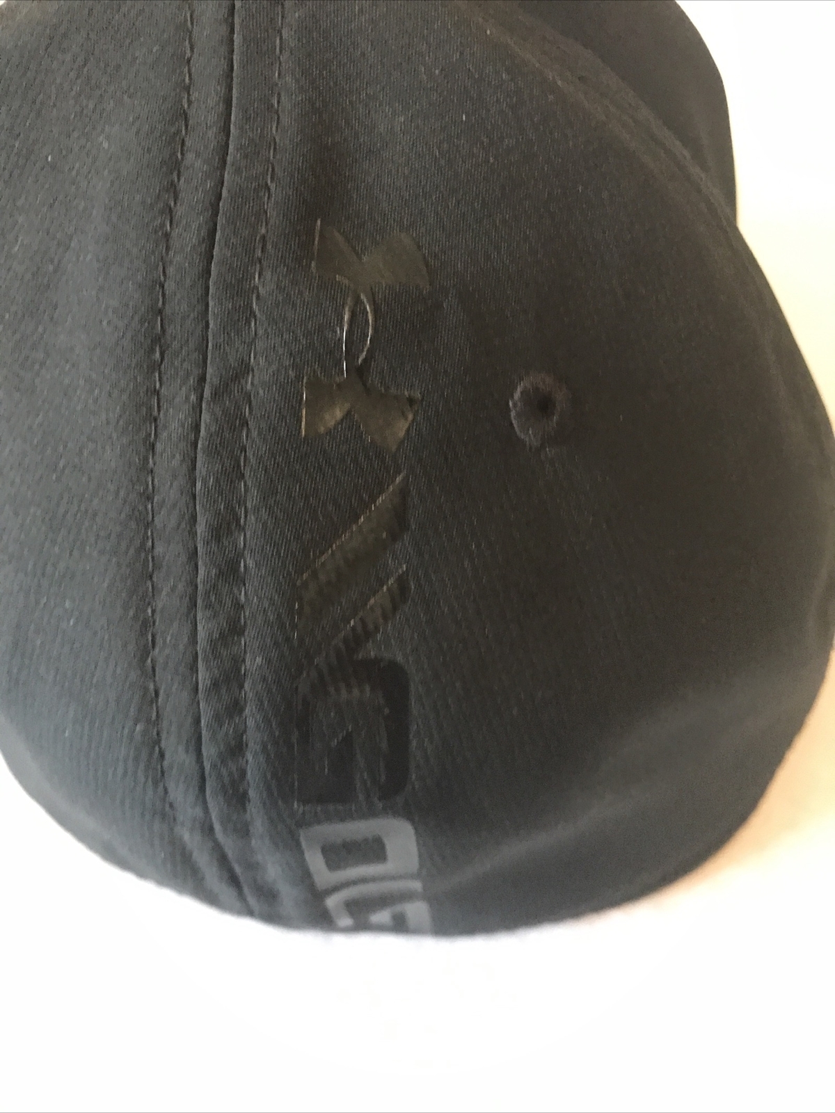 Under Armour Solid Black Hat-Headline-Size M/L - image 3