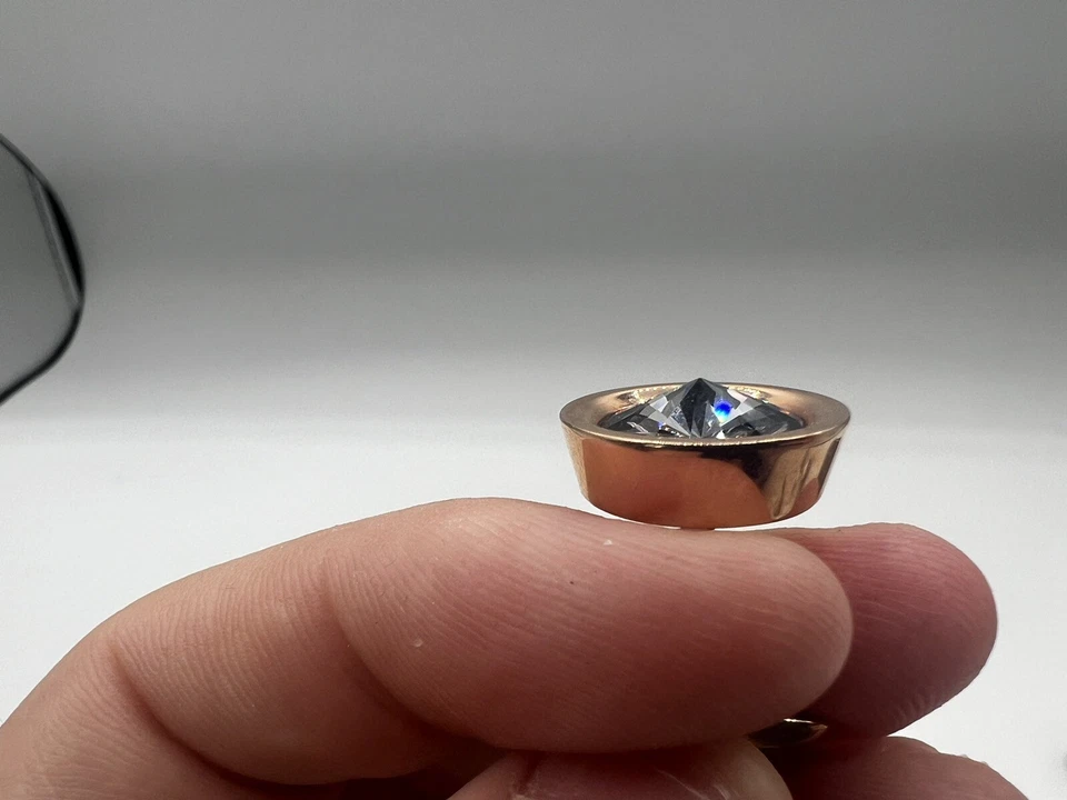 Swarovski Cufflinks Rose Gold Crystal Unisex Authentic - Image 3 of 3