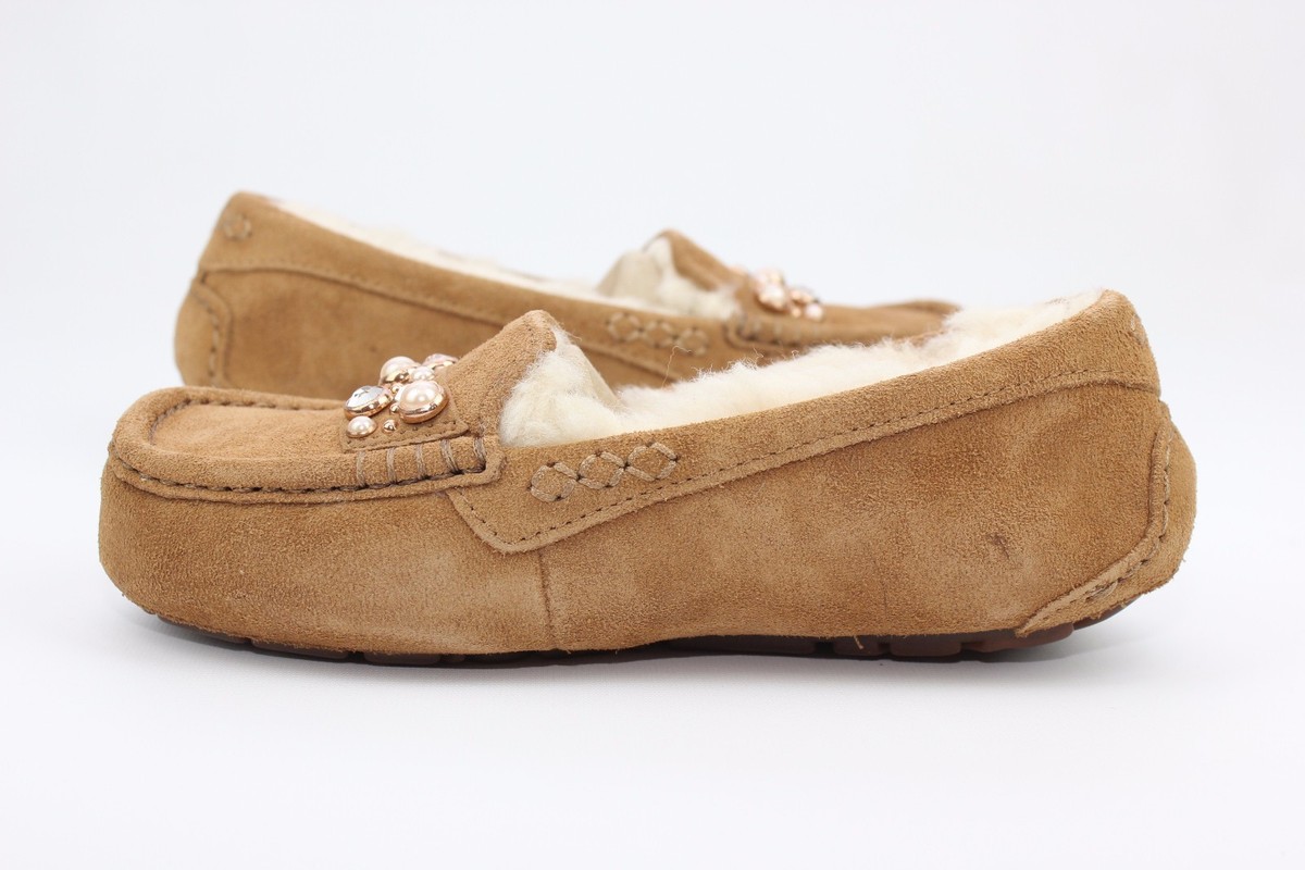 UGG　ベントリー　ダイアモンド　キルト　フラット　パンプス　スワロフスキー UGG ベントリー ダイアモンド キルト フラット パンプス