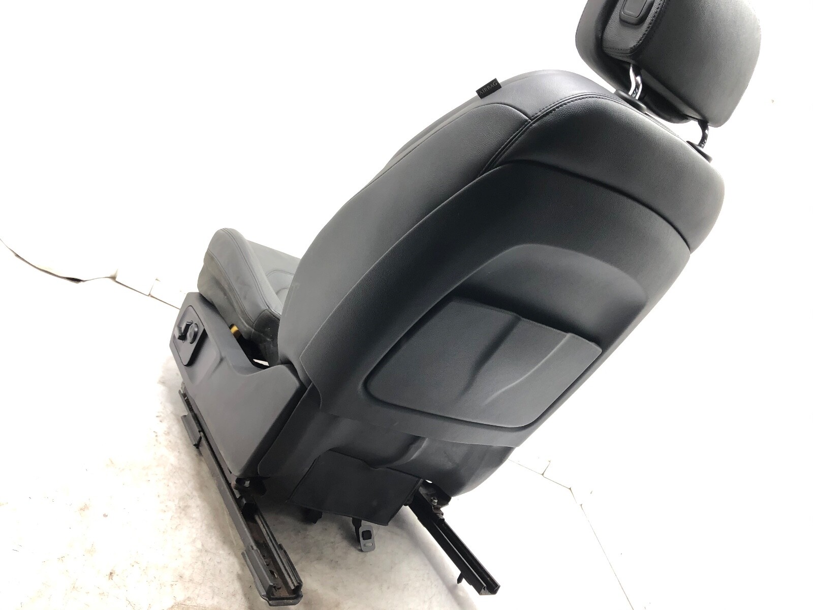 2014-2020 MASERATI QUATTROPORTE LEFT DRIVER FRONT SEAT COMPLETE OEM.