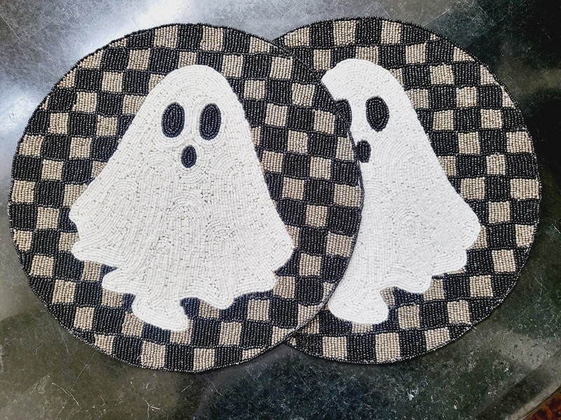 Tahari Home Set of 2 Ghost Checkered 14" Round Halloween Placemats Chargers NEW