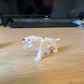 LEGO Azog Minifigure w/ 2 Wargs The Hobbit Attack of the Wargs 79002 (2012)