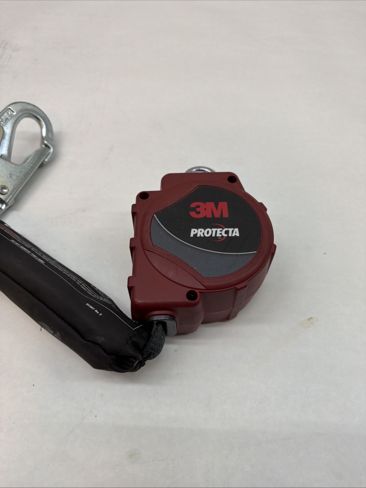 3M Protecta 3100513 11' Web Self-Retracting Lifeline w/ Carabiner