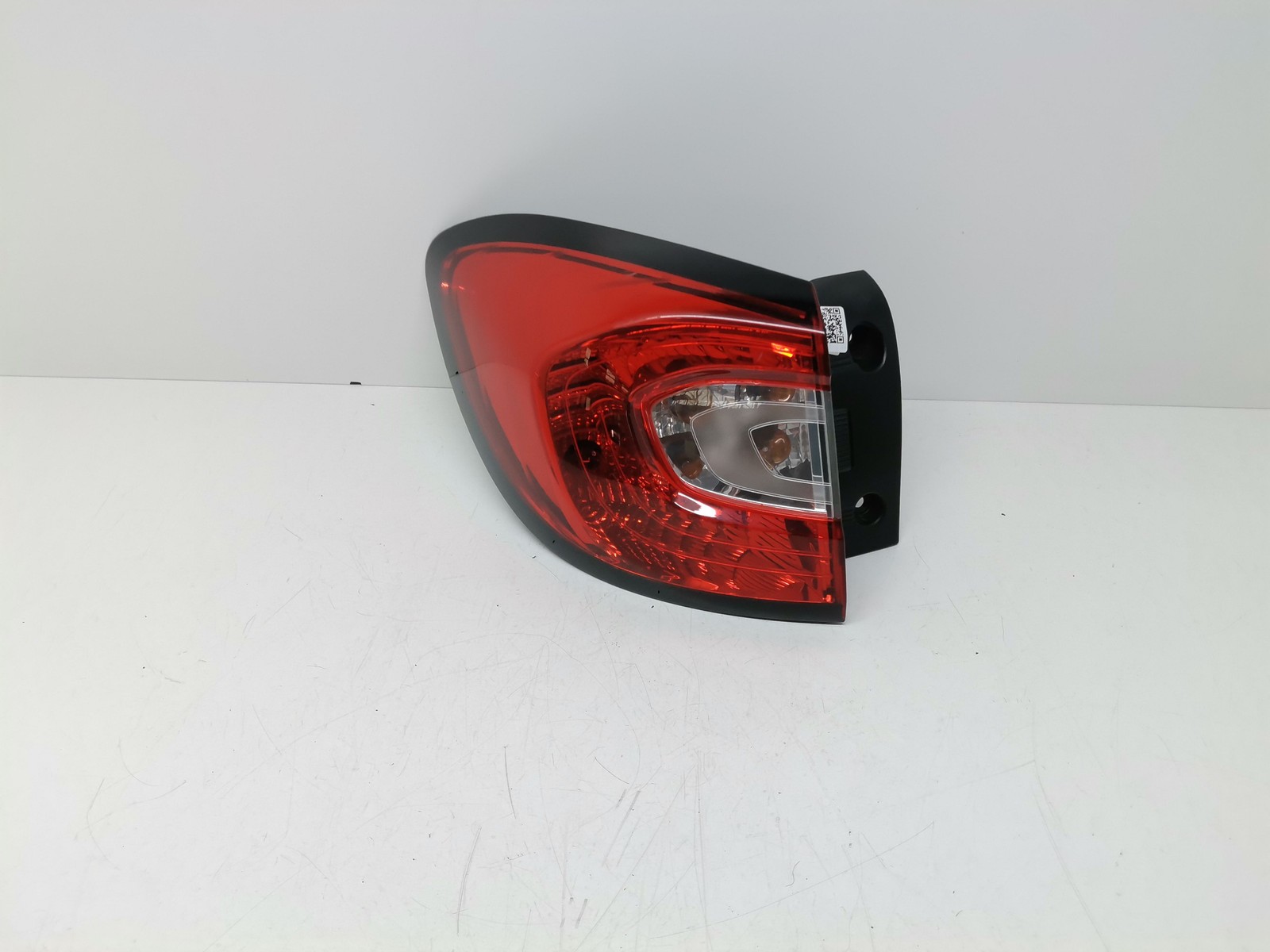 STOP FANALE POSTERIORE SINISTRO PER RENAULT Captur Serie 265557367R (13>19)