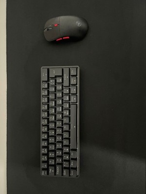 Gaming Set: Mauspad, Gaming-Maus & Tastatur - Top Zustand!