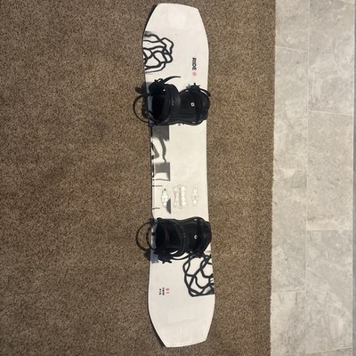 Ride Twin Pig Size 151 Snowboard with Union Force Bindings Size L Used