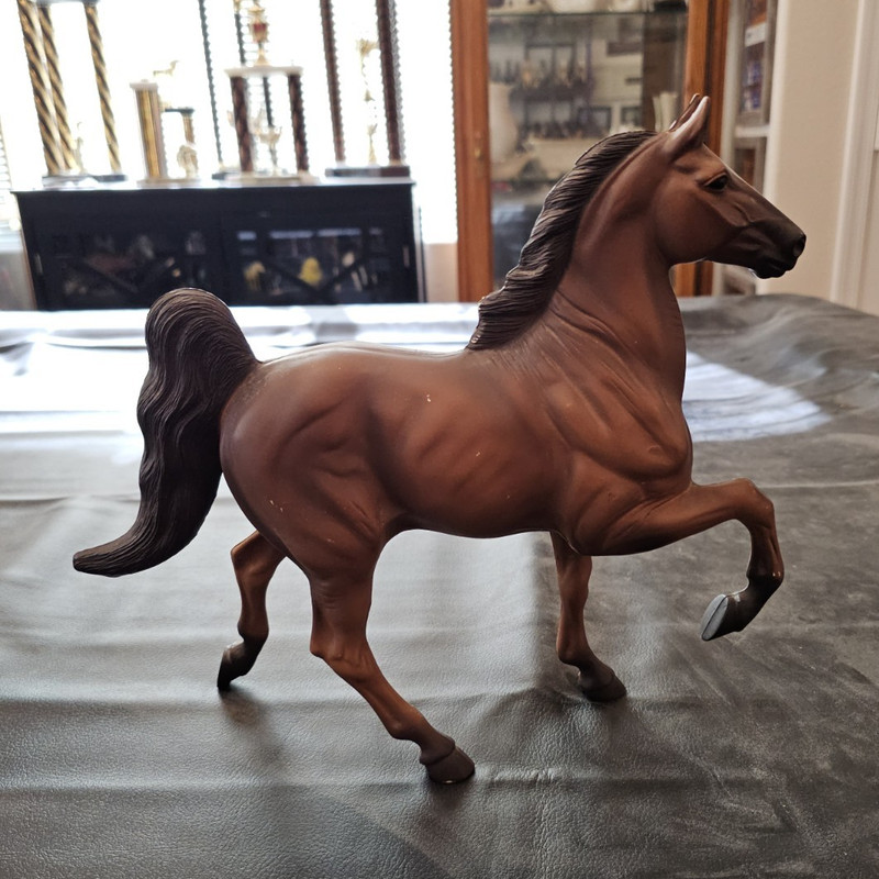 Hartland 11-inch Series ASB Horse Plastic Model Figurine