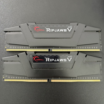 G.SKILL Ripjaws V 16GB (2x8GB) DDR4-3200 DIMM 288-Pin XMP 2.0