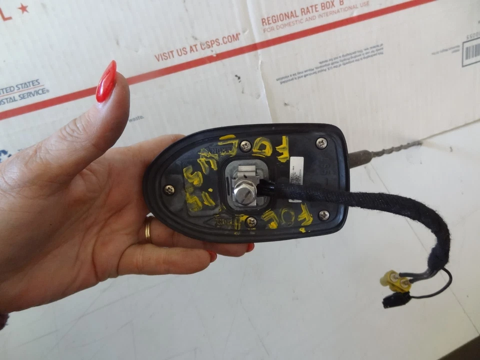 2012 2013 2014 2015 Ford Focus Roof Mounted Antenna Foto 4 de 4