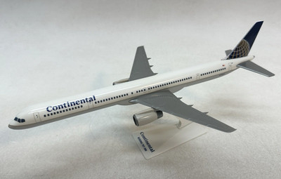 Flight Mini Continental Airlines Boeing 757-300 Aircraft Model w Stand N75851