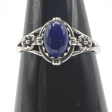 Oval Lapis Lazuli, Sterling Silver, Size 8 ring, Southwest, Boho, Floral Accent