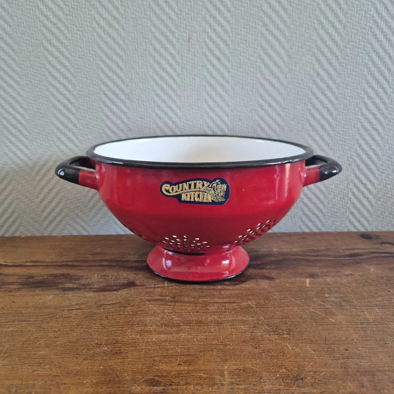 VINTAGE Dutch COLANDER Enamel Red Enamelware Retro Strainer Enameled Metal
Opens in a new window or 