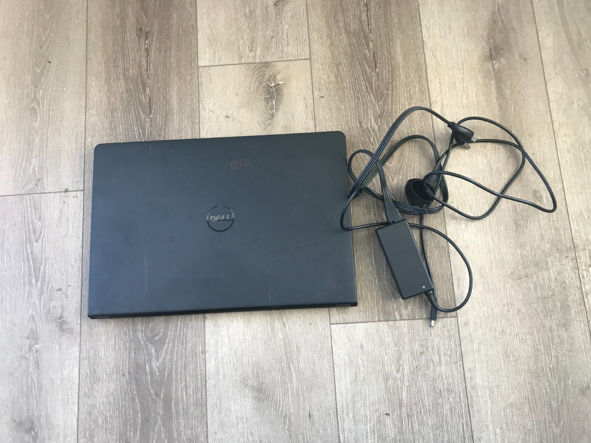 Dell Inspiron 15-5100 15.6