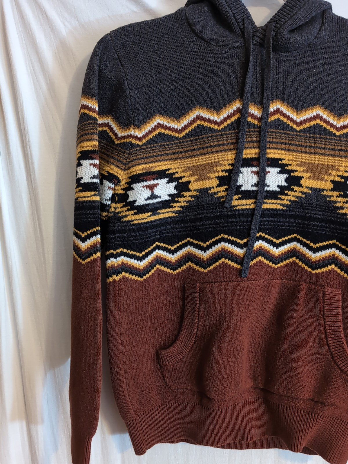 SUN + STONE Men's Aztec Pattern Pullover Hoodie S… - image 3