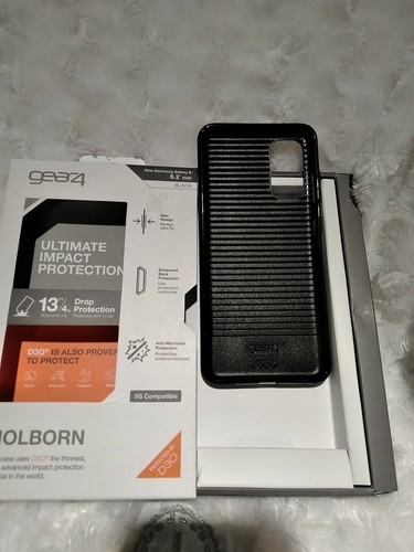 Gear4 Holborn D30 Protection Case for 