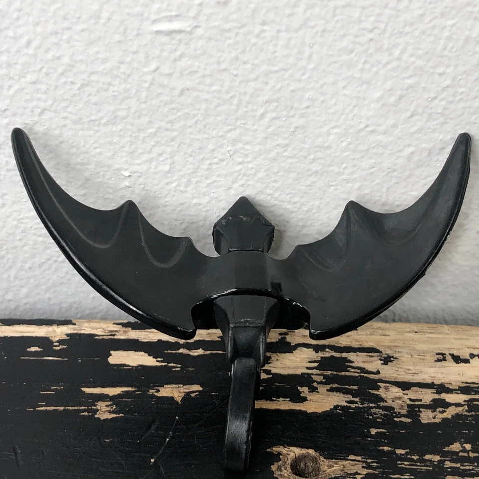 Batman The Dark Knight Collection Kenner Shadow Wing Armas Peças Acessórios - Imagem 2 de 4
