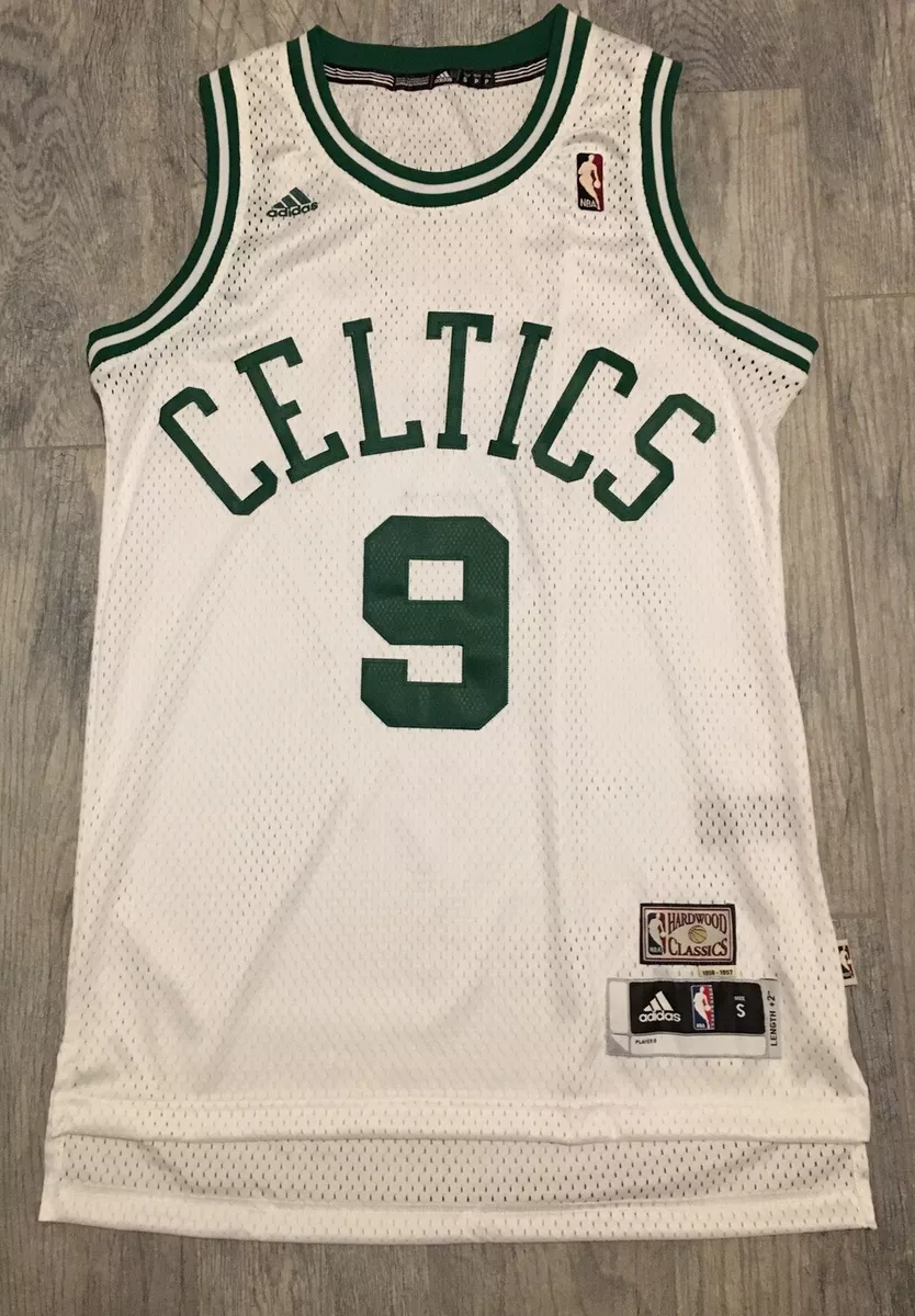 Jersey Boston Celtics Raj Rondo  Celtics apparel, Boston celtics, Black  and white man