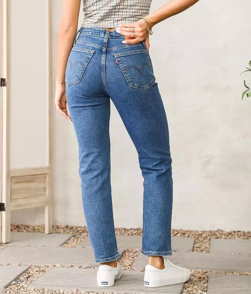Levi s Wedgie Icon Straight Fit Jeans Love In The Mist Medium Wash