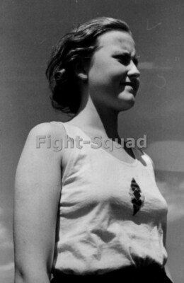 WW2 Picture Photo BDM Young women Bund Deutscher Mädel League German ...