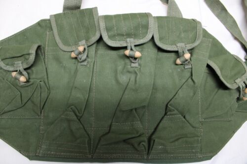De colección ChiCom bolsa de pecho plataforma 7,62X39 lona verde guerra de Vietnam nuevo stock antiguo - Imagen 2 de 11