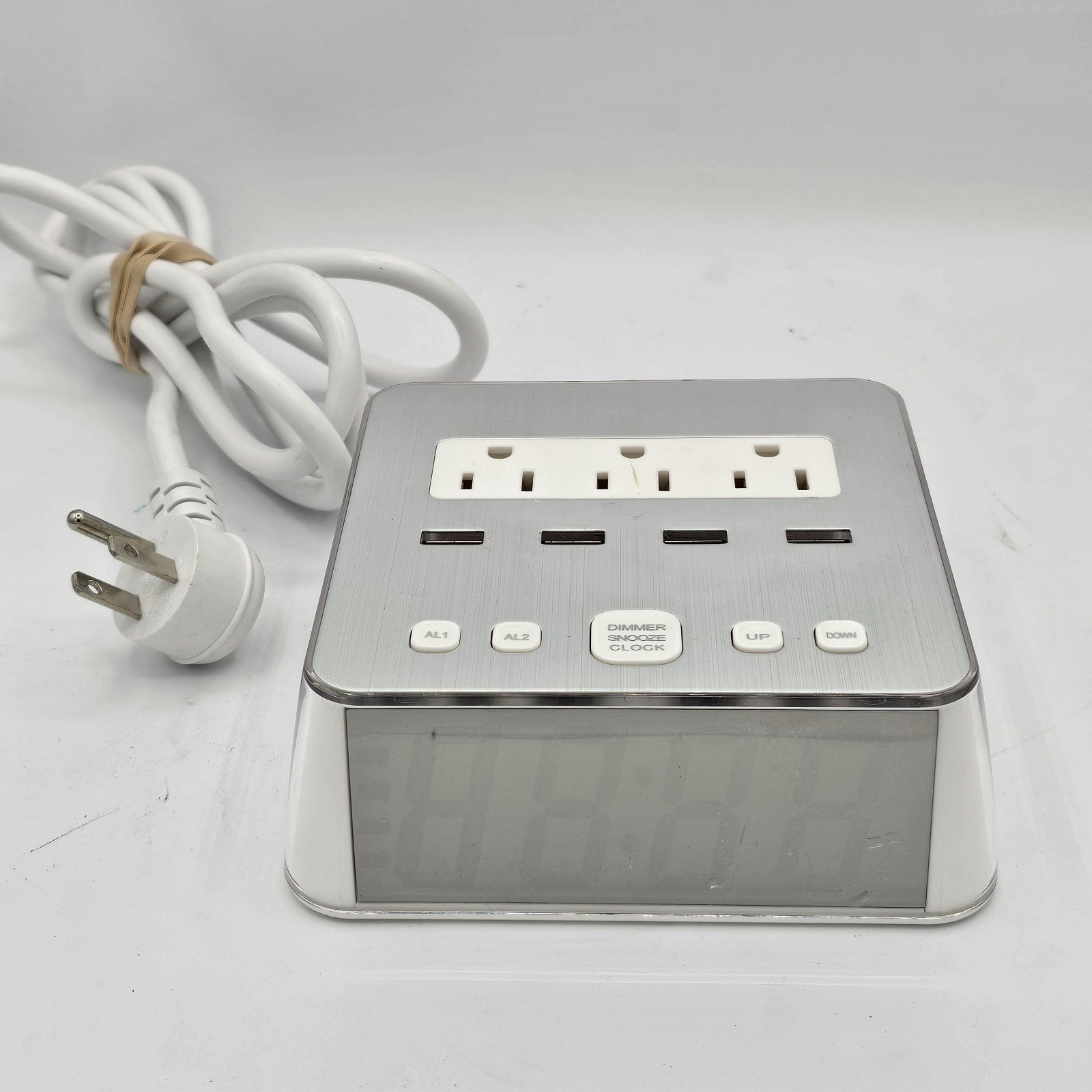 Surge Protector Power Strip Usb Charging Station 4 Usb 3 Out