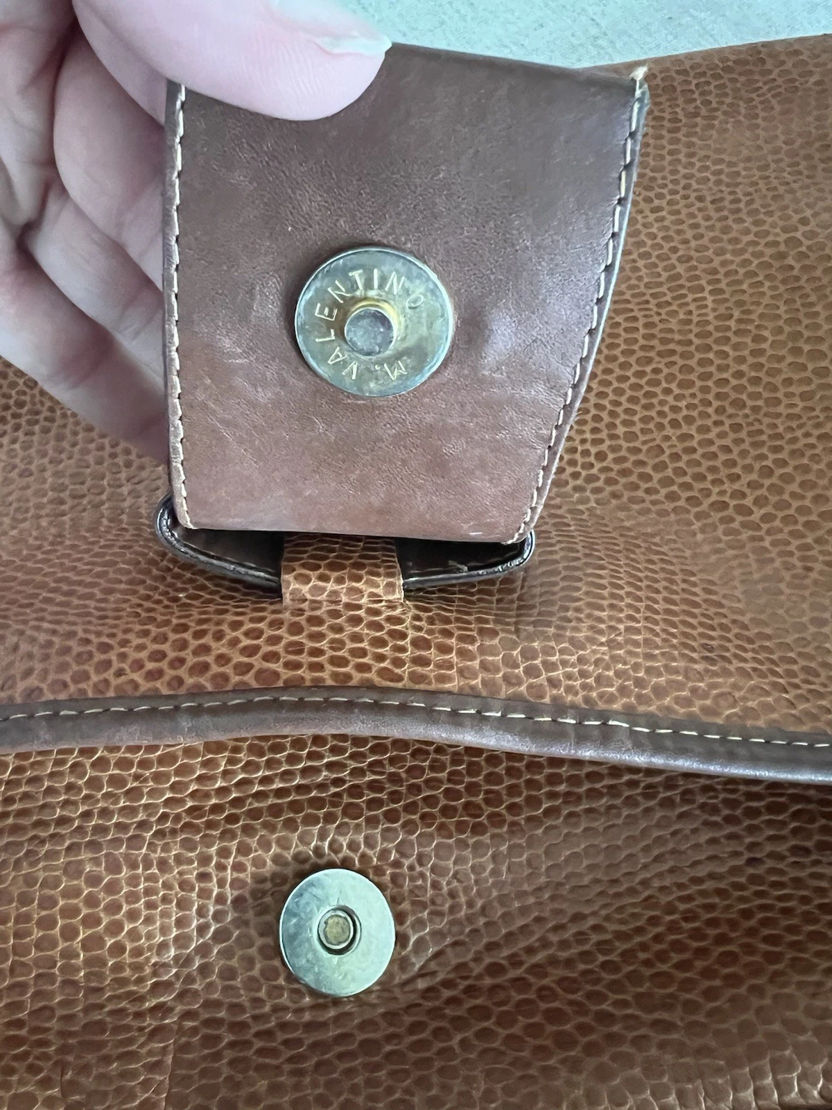 Borsa a tracolla vintage Mario VALENTINO Italia marrone pelle di serpente chiusura magnetica