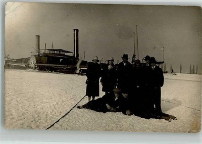 38132095 - Winter Franz Haniel Work Steamer Group Photo on Ice