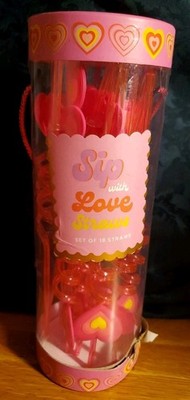 Eccolo Valentine's Day Sip With Love   Set of 18 Plastic Novelty Straws 9''