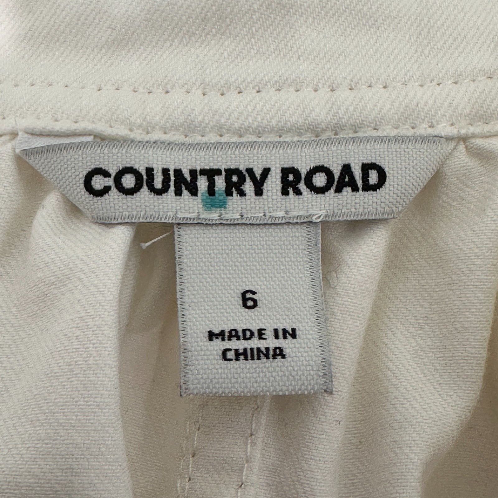 Country Road Top Women AU 6 White Heavy Cotton V Neck Casual image 3
