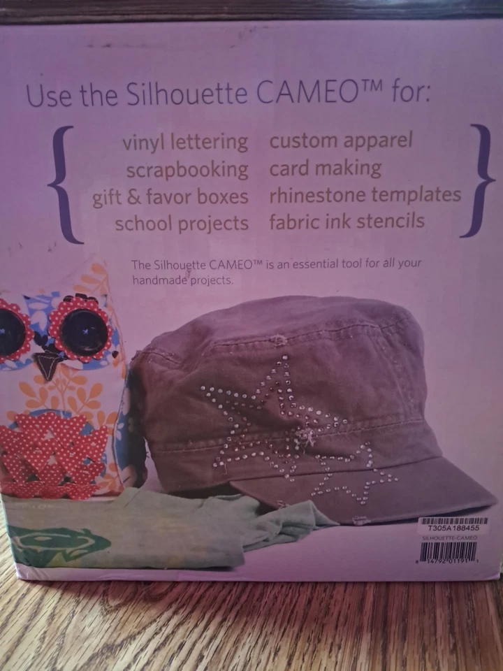 Silhouette Cameo Electronic Cutting Tool with Cutting Mat, Blade Brand New - Image 3 of 4