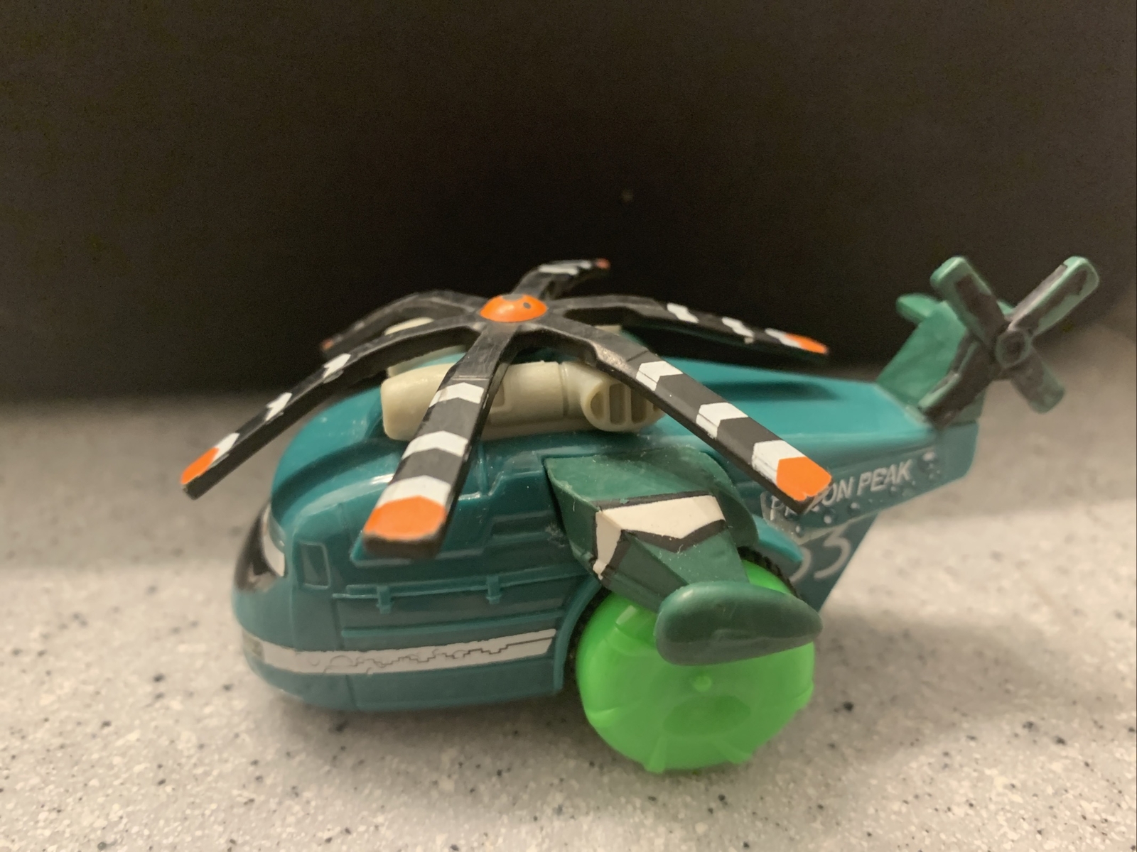 Disney Planes Hydro Wheels Windlifter Piston Peak Helicopter Green 2013 Pullback - Picture 5 of 6