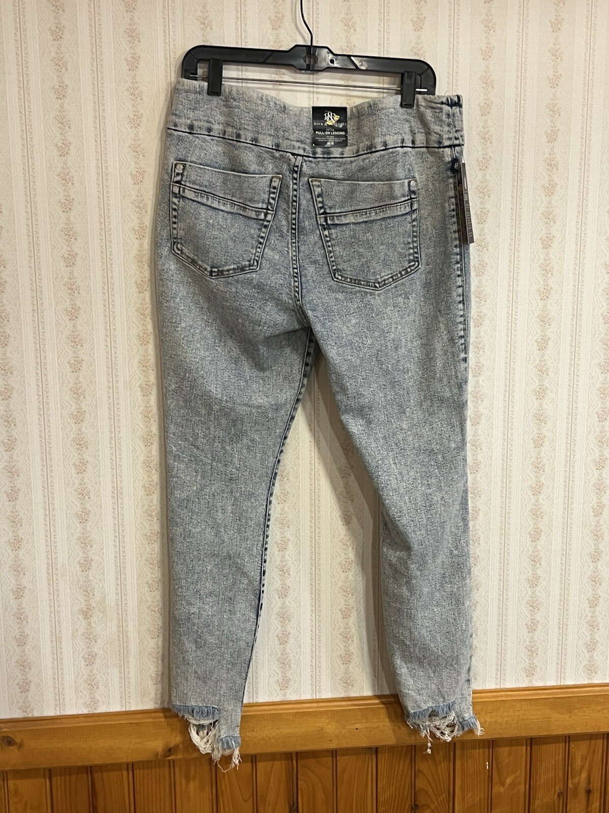 Picture 2 of 12