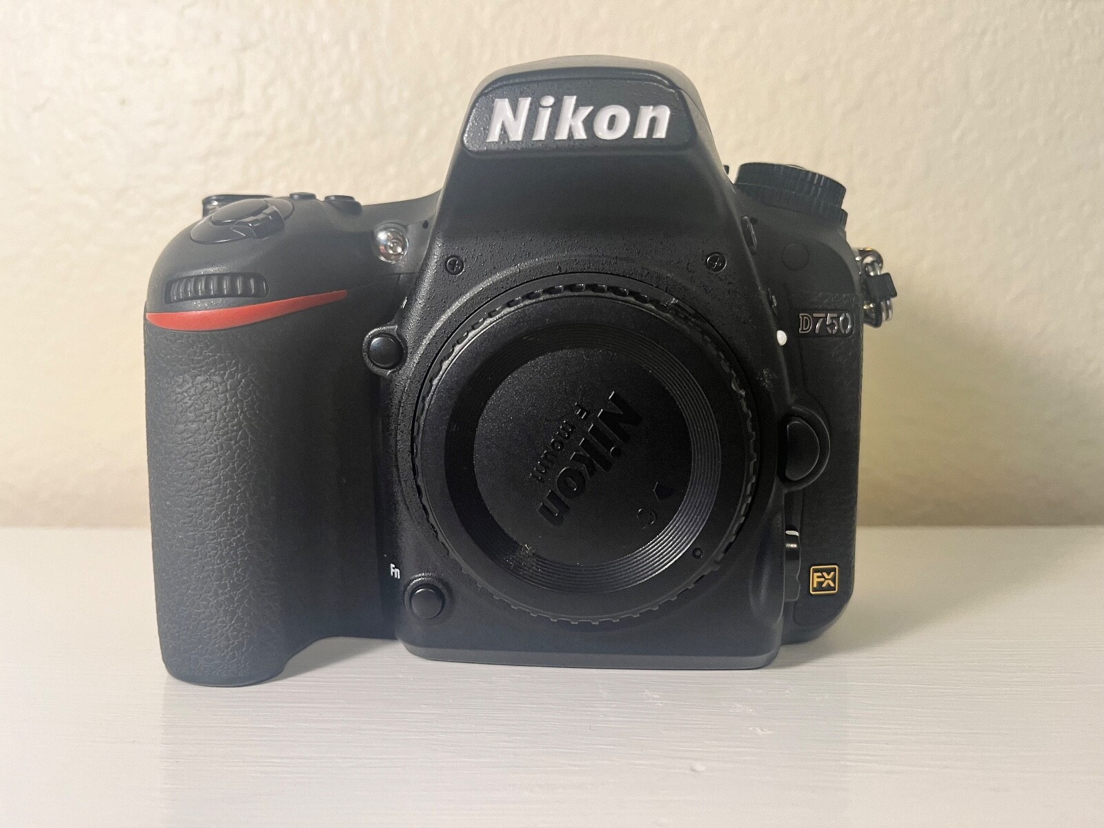 Nikon D750 - Shutter Count 7,500 - Body Only - READ 660960099744 | eBay