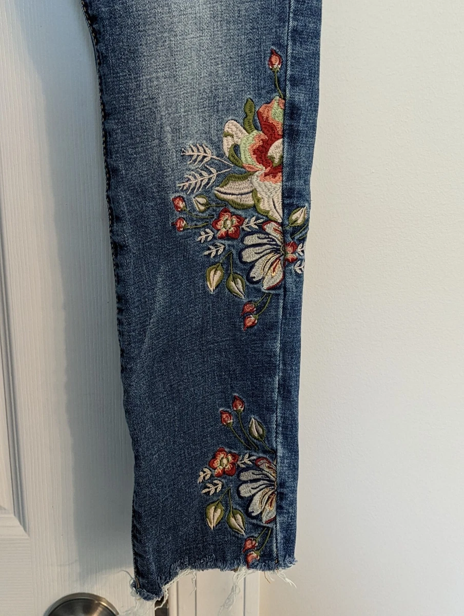 Womens Blank NYC Floral Embroidered Skinny Classique Denim Blue Jeans Size 26