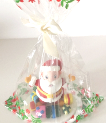 Culpitt 12-Pack Christmas Holly Cupcake Cello Treat Bags – With Ribbon & Silver Cake Cards